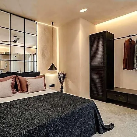 Emery Boutique فندق 3*